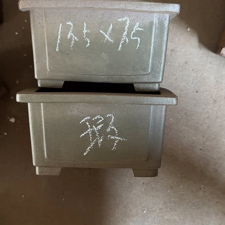 用***4紫砂花盆微瑕放漏