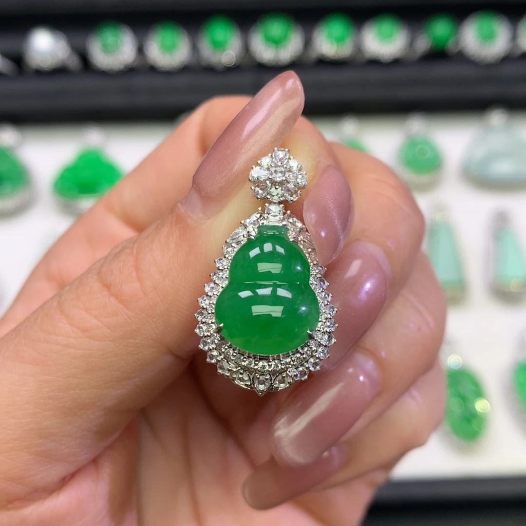 翡翠18K金镶嵌吊坠(不含链)