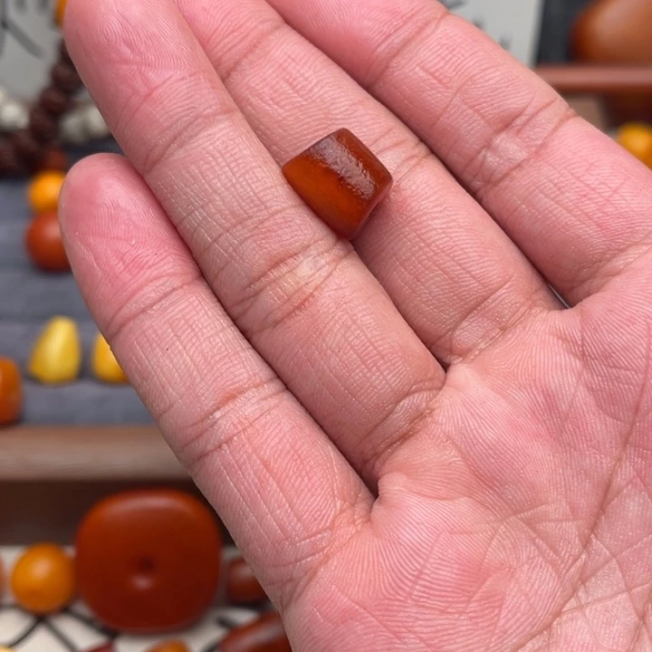 …***.琥珀未镶嵌裸石蜜蜡马蹄