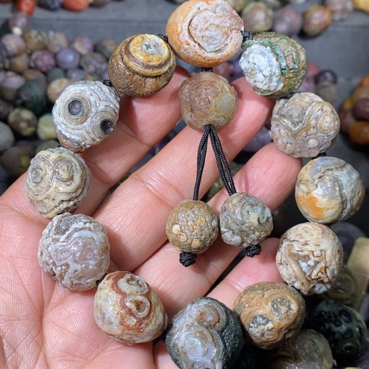 未镶嵌玛瑙/玉髓珠宝奇石