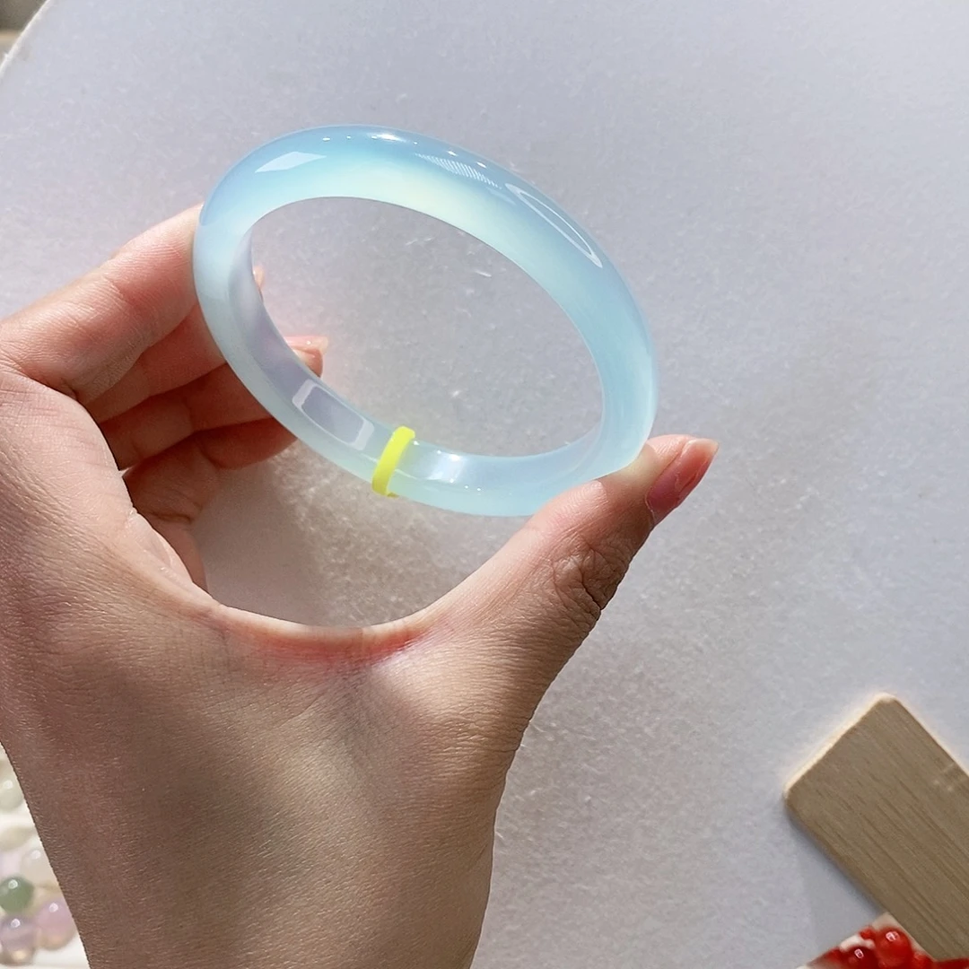 手镯玛瑙/玉髓未镶嵌56