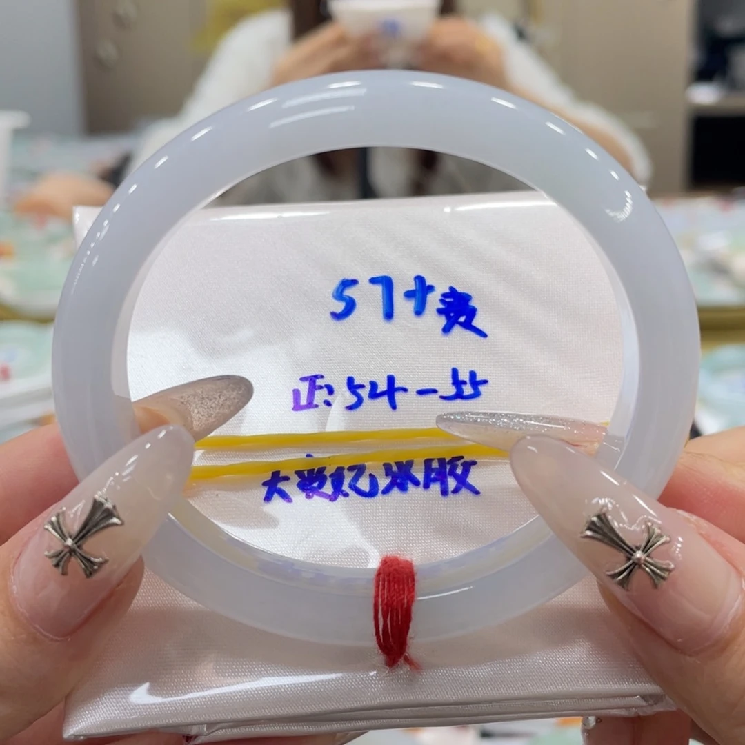 未镶嵌手镯翡翠翡翠