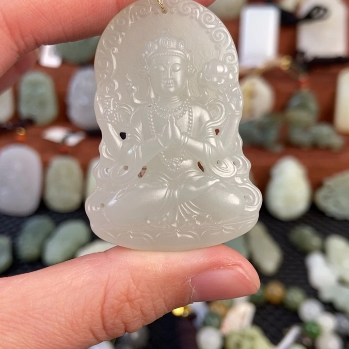 和田玉未镶嵌颈饰