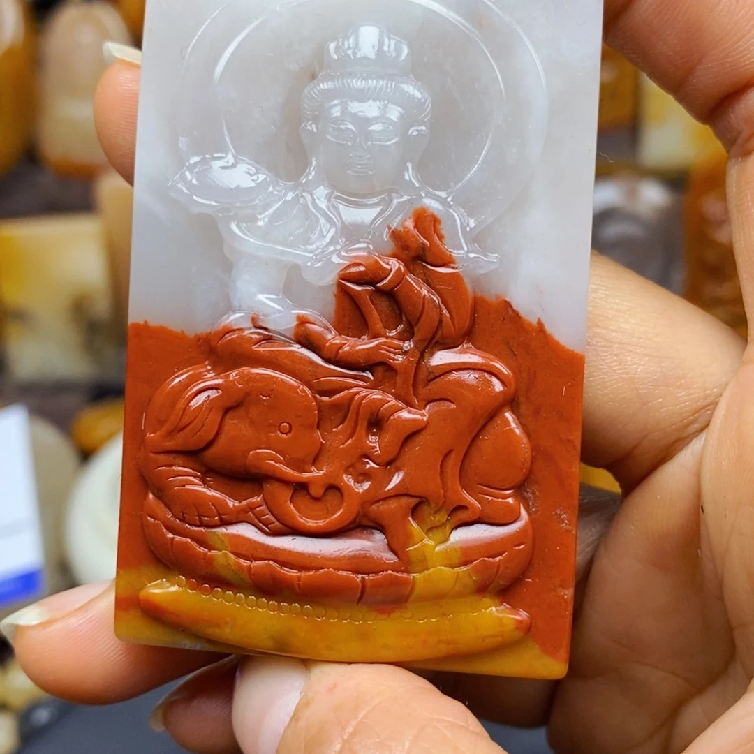 石英质玉（黄龙玉）颈饰未镶嵌