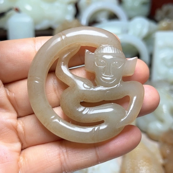 未镶嵌和田玉（糖玉）珠宝奇石