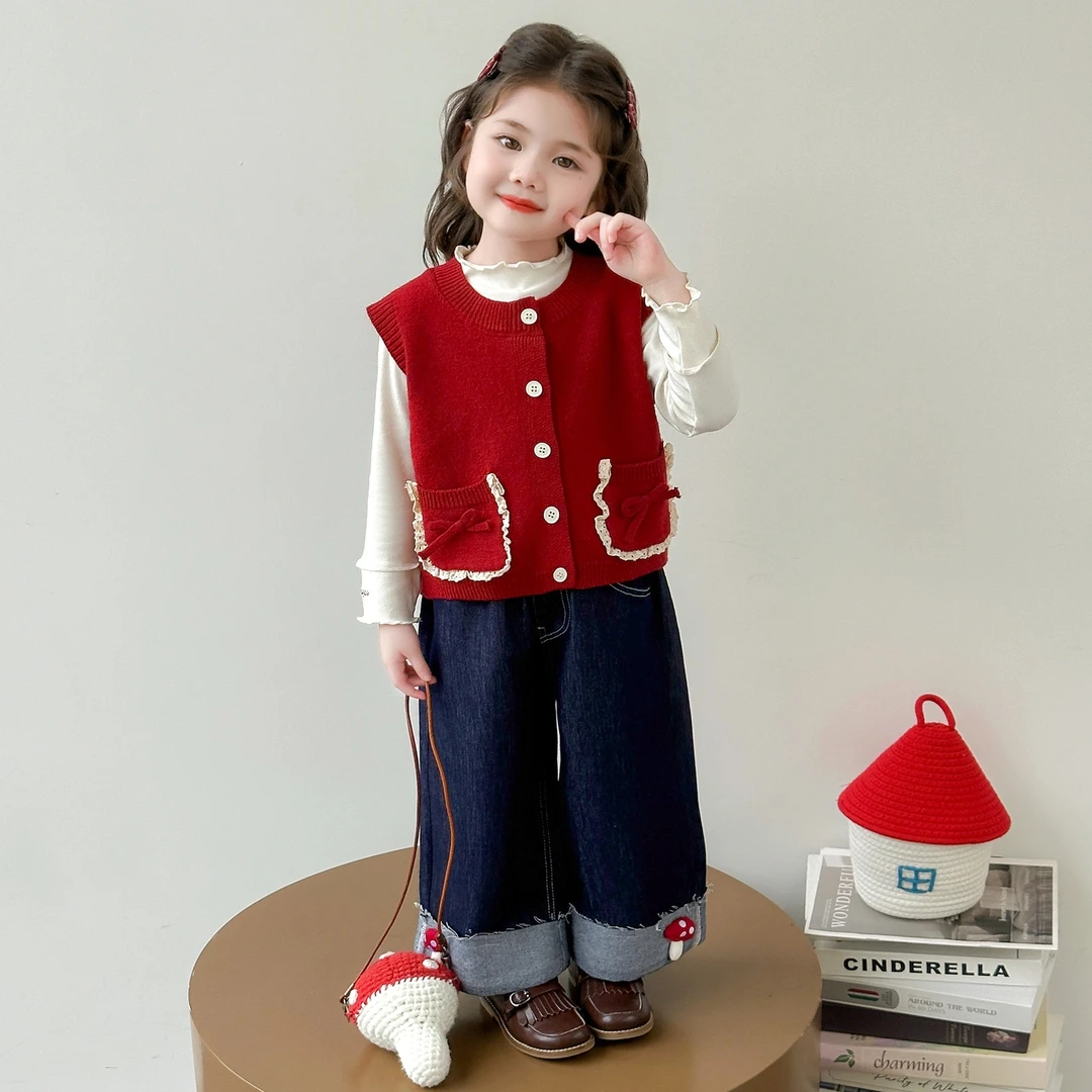 女童毛衣马甲套装秋季2025新款洋气儿童韩版时髦秋装牛仔裤三件套