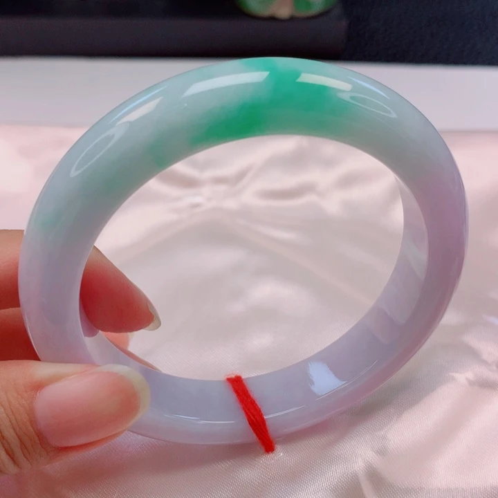 翡翠未镶嵌手镯58圈