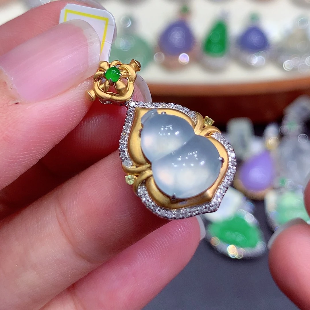 翡翠18K金镶嵌吊坠(不含链)