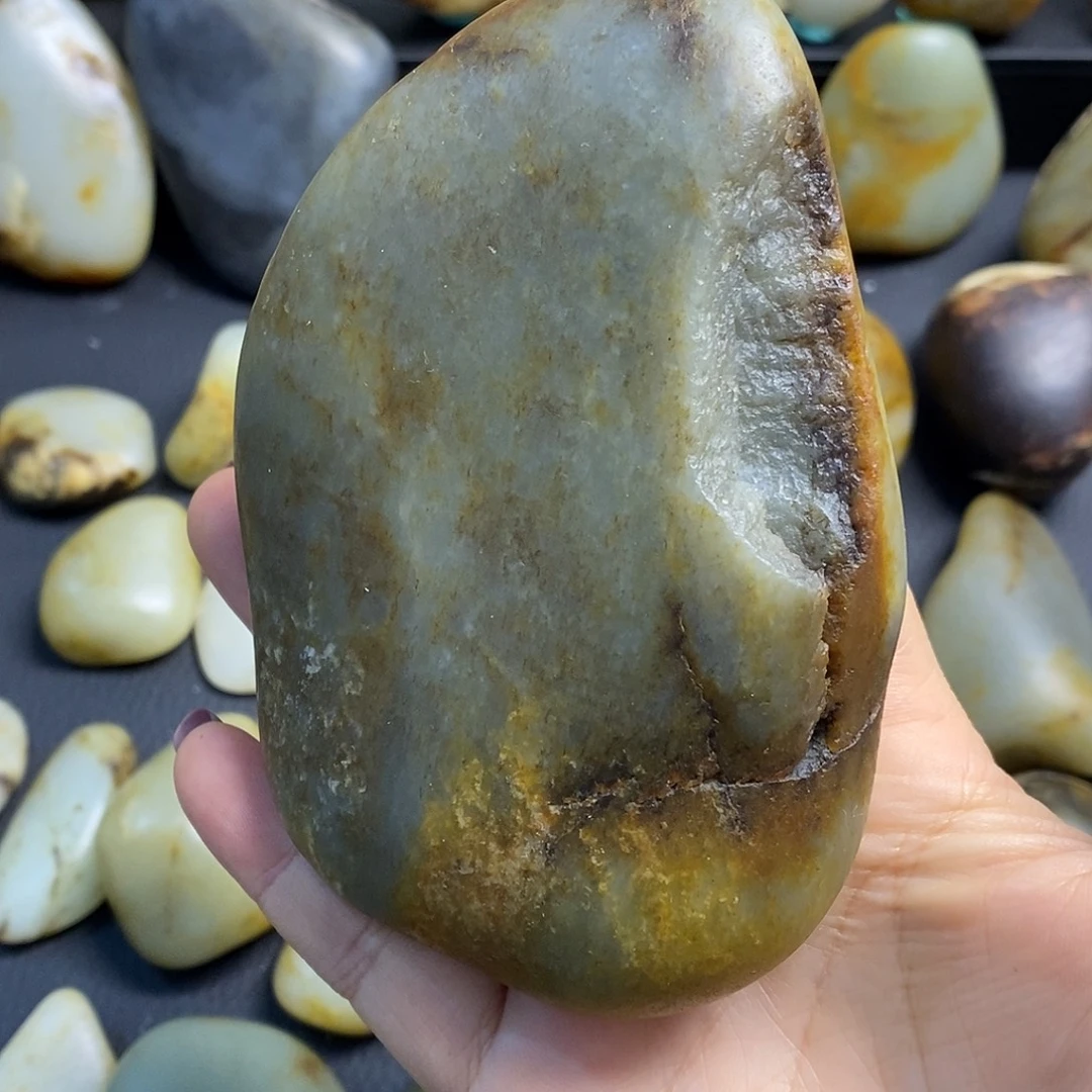 和田玉（糖玉）未镶嵌挂件71