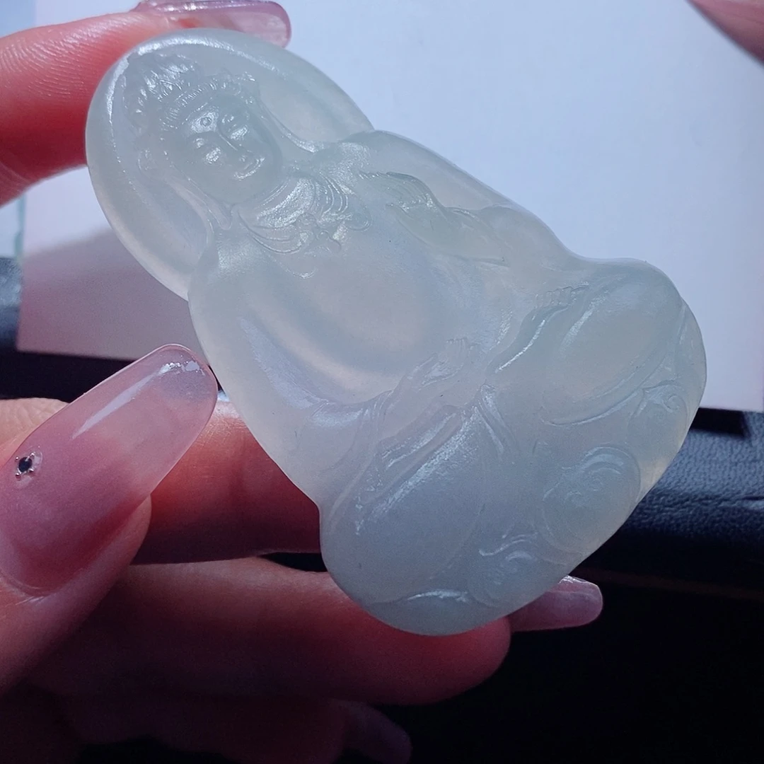 招***鼠定制翡翠未镶嵌翡翠