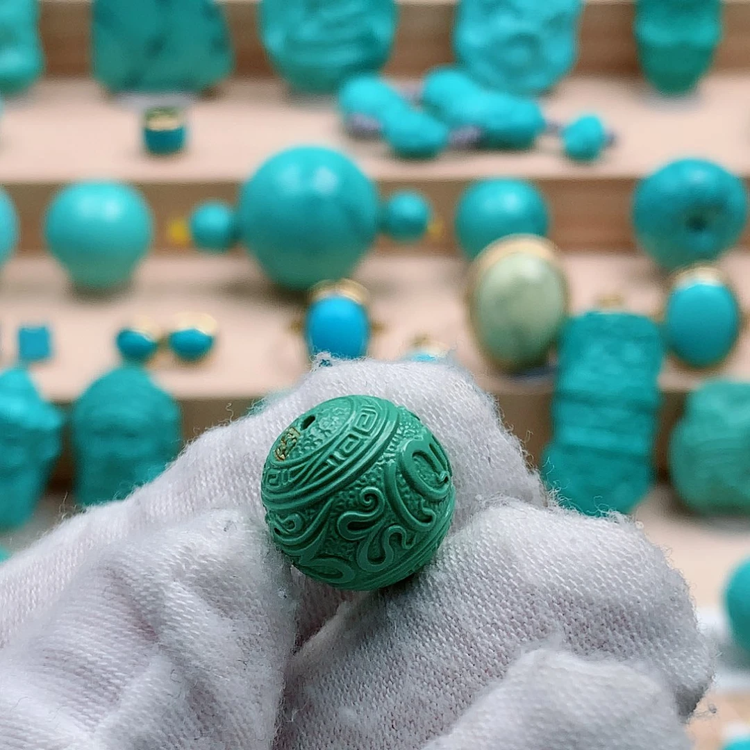 绿松石未镶嵌六字箴言