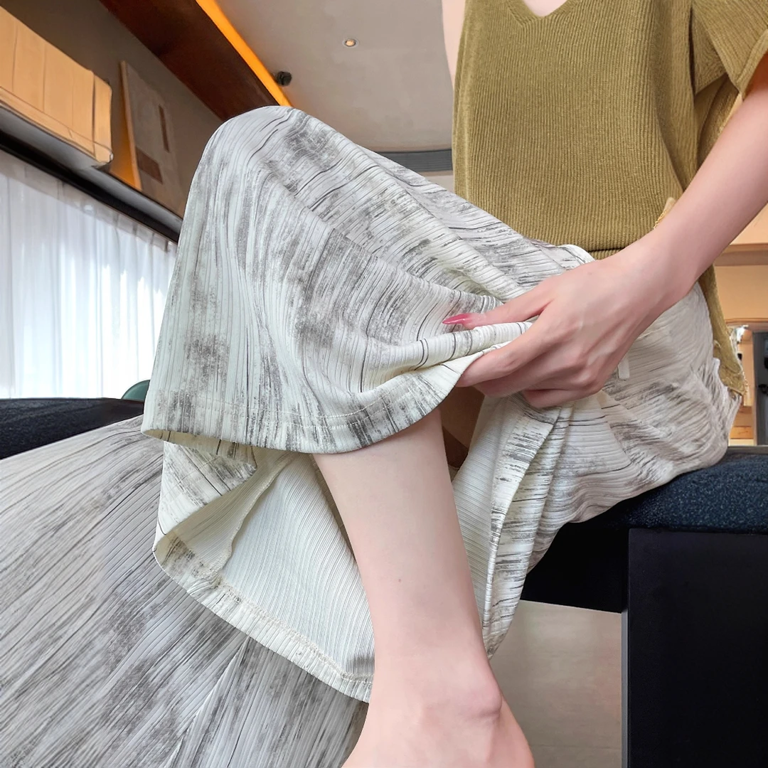 大码女士胖mm夏季裙裤女2025年夏水墨画扎染设计感显瘦七分阔腿裤