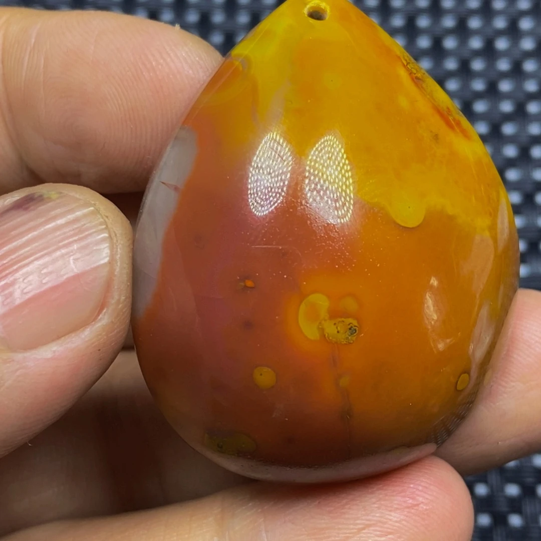 玛瑙/玉髓颈饰未镶嵌失***叔