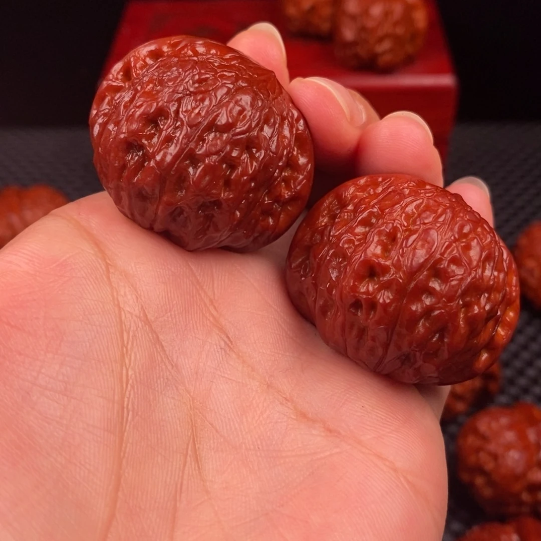 文玩核桃吊坠只争朝夕铁锤