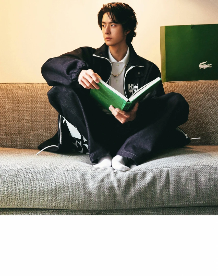 王一博巴黎写真集，2025年台历