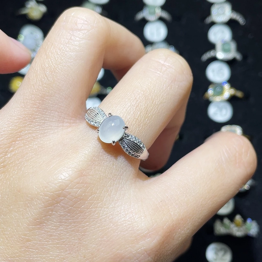 翡翠未镶嵌戒指戒指