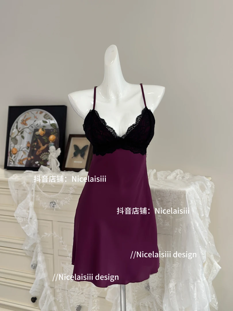 Nicelaisiii乌梅子酱 显白女人味v领吊带睡裙蕾丝带胸垫性感睡衣