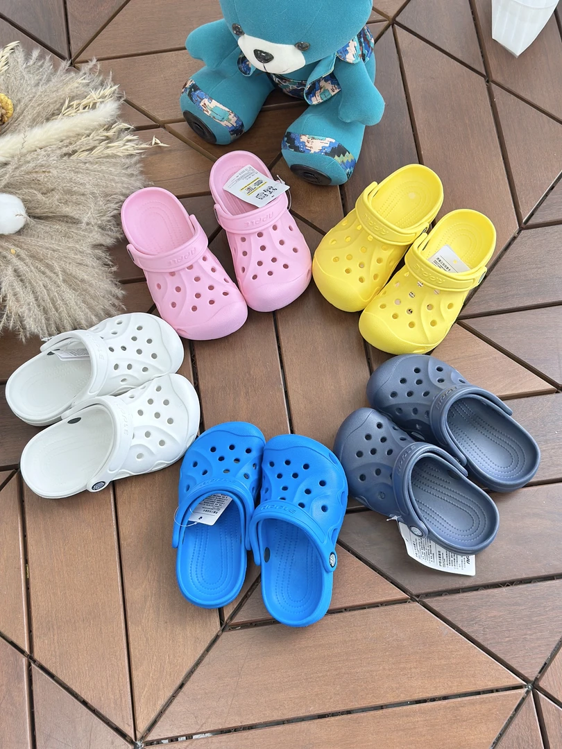 APP250416儿童洞洞鞋宝宝透气防滑软底凉鞋男女童沙滩鞋夏季必备