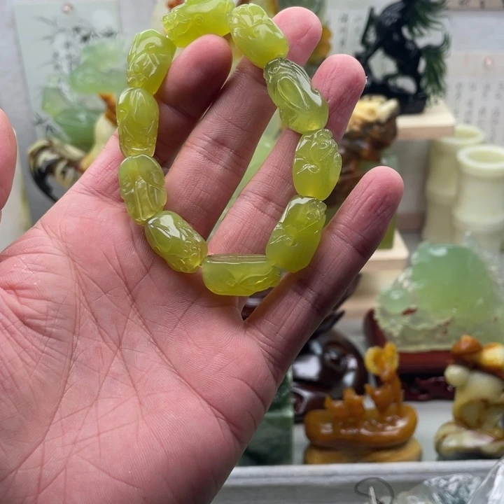 蛇纹石玉未镶嵌四大名玉手串