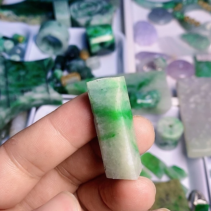 翡翠散珠天然翡翠A货挂件