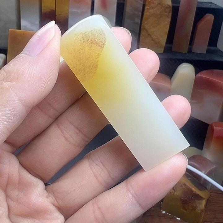 T***x寿山石印石老挝老挝