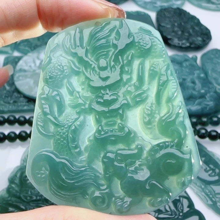 翡翠未镶嵌颈饰多样性发货天然A货翡翠