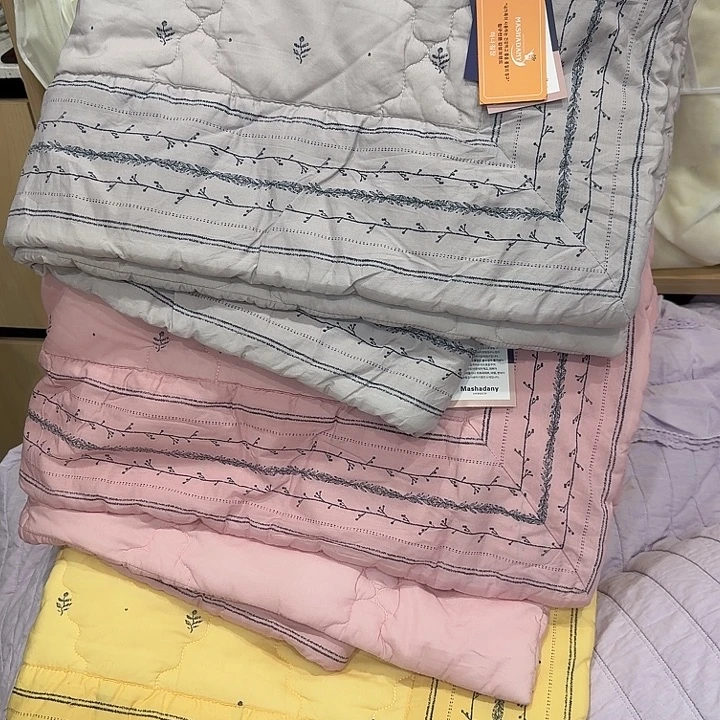 蛋白纤维韩国细纱棉2.0可机洗春秋被