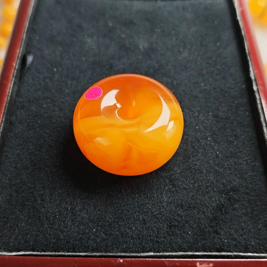 蜜蜡吊坠(赠链)未镶嵌