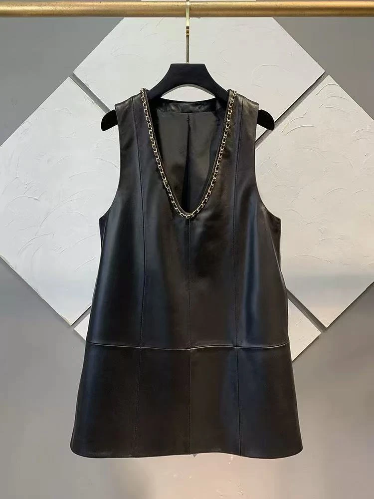 Manmi 金属配饰大U领皮马甲裙 52705（A）