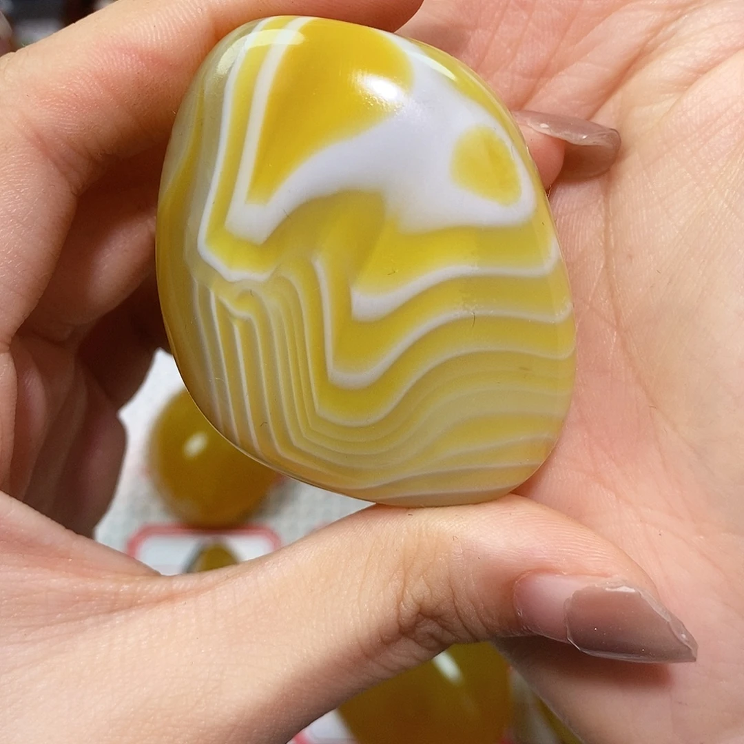 小****玛瑙/玉髓未镶嵌珠宝奇石