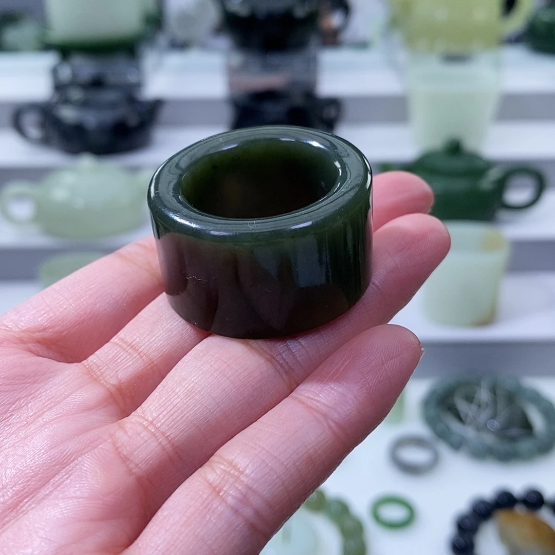 和田玉未镶嵌挂件扳指