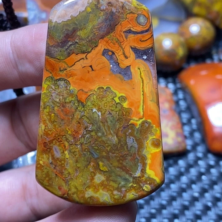 玛瑙/玉髓颈饰未镶嵌