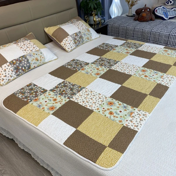 纯棉斜纹夹棉床盖生理隔脏垫可机洗学生宿舍榻榻米飘窗防滑沙发垫