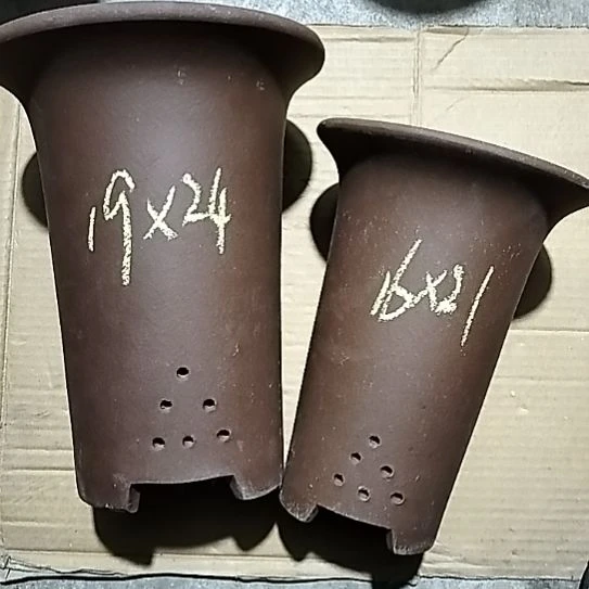 紫砂兰花盆两个紫砂花盆