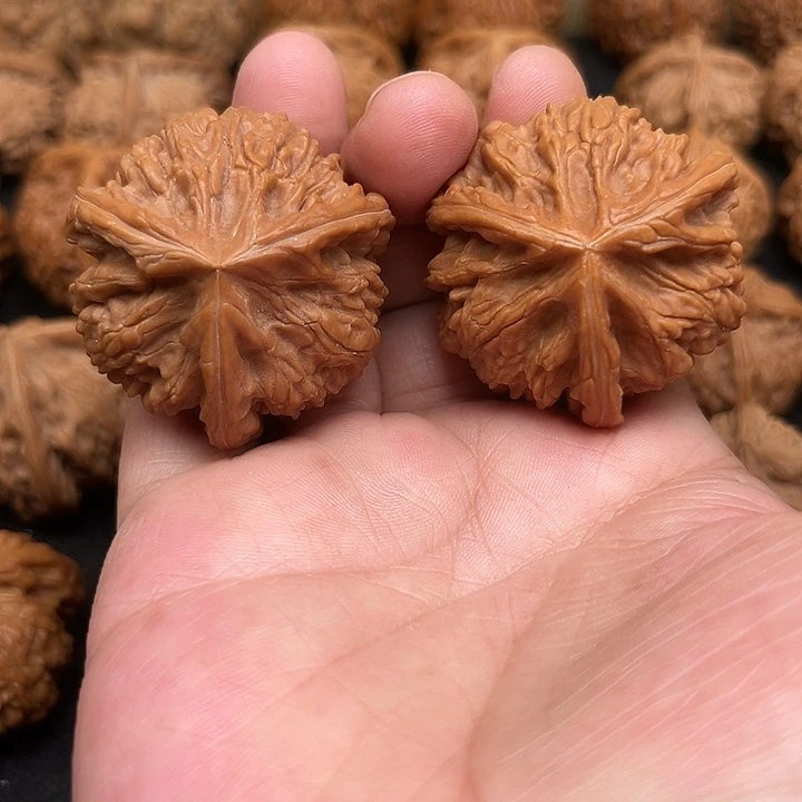 文玩核桃吊坠你们都在