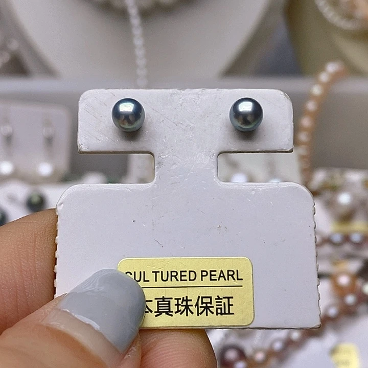未镶嵌耳钉淡水珍珠