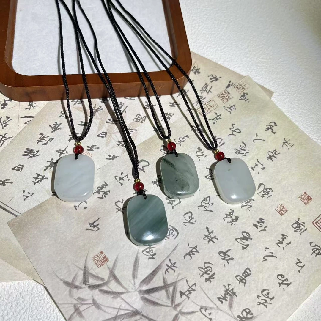 天然玉石 古典飘花冰翠平安无事牌 多样性发货拍一发一 T129