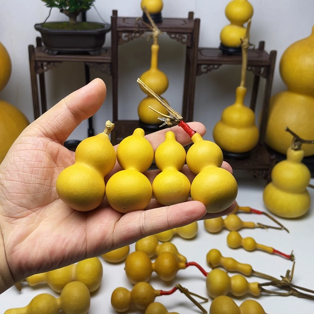 葫芦八宝手捻小葫芦一物一拍