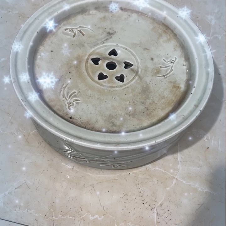 嘉***嘉陶瓷制品摆件瑕疵不退不换介意勿拍