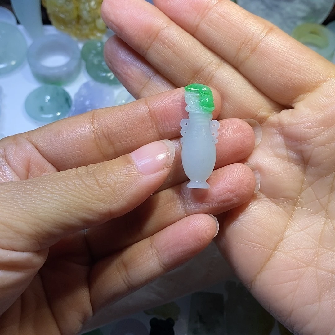*****定制翡翠未镶嵌花瓶