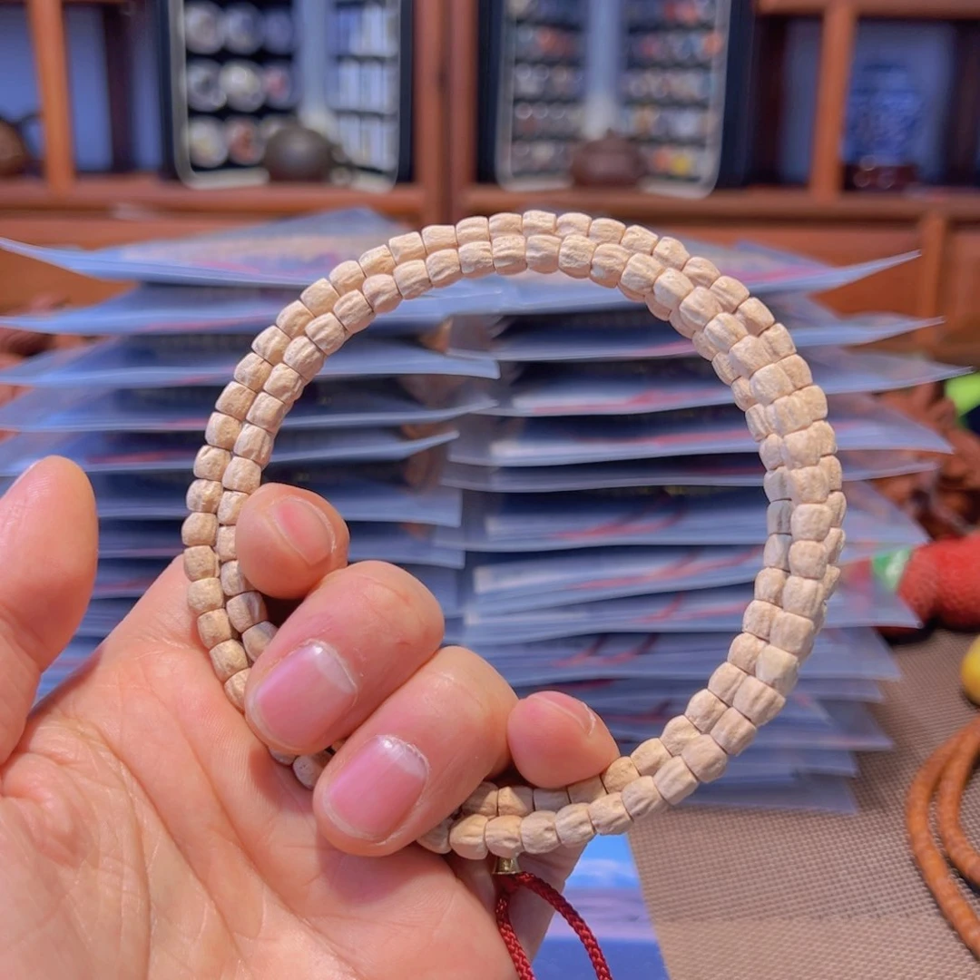 柏香籽/百香籽吊坠龙*