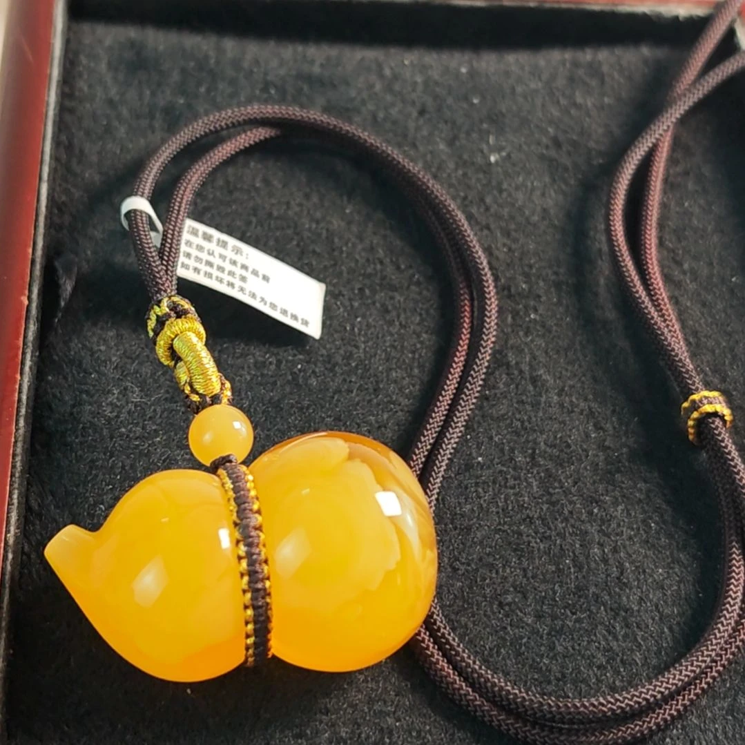 蜜蜡吊坠(赠链)未镶嵌