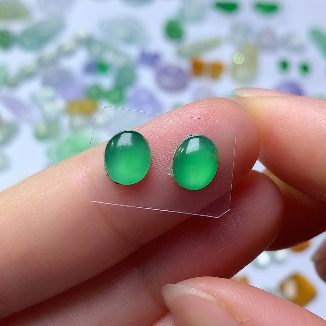 翡翠未镶嵌颈饰耳钉