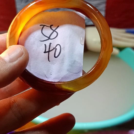 玛瑙/玉髓手镯未镶嵌