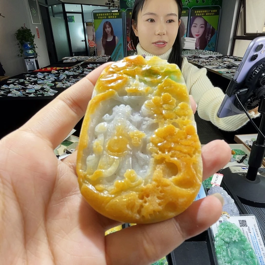 颈饰未镶嵌翡翠一