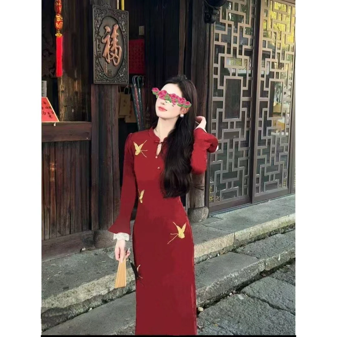 依二一【化蝶】新中式国风蝴蝶刺绣旗袍秋季蕾丝拼接长裙9295
