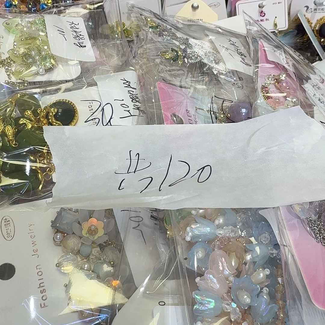 天****合成立方氧化锆铜合金其他（人造材质）