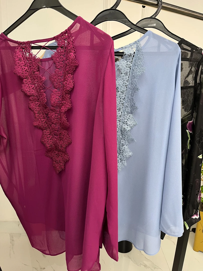 W241034成人衬衣女士休闲圆领薄款长袖印花时尚衬衫袖衬衫轻奢