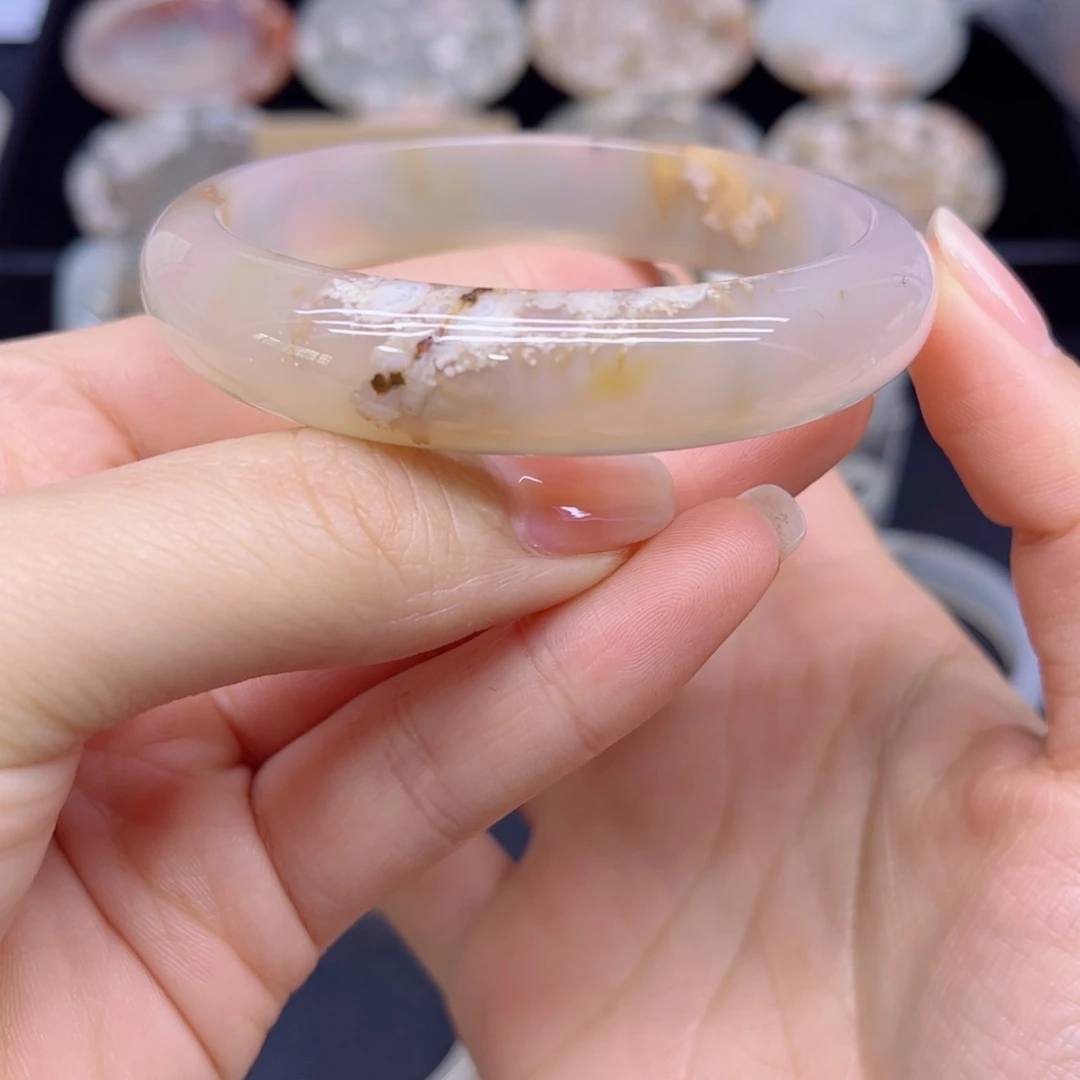 玛瑙/玉髓未镶嵌手镯61