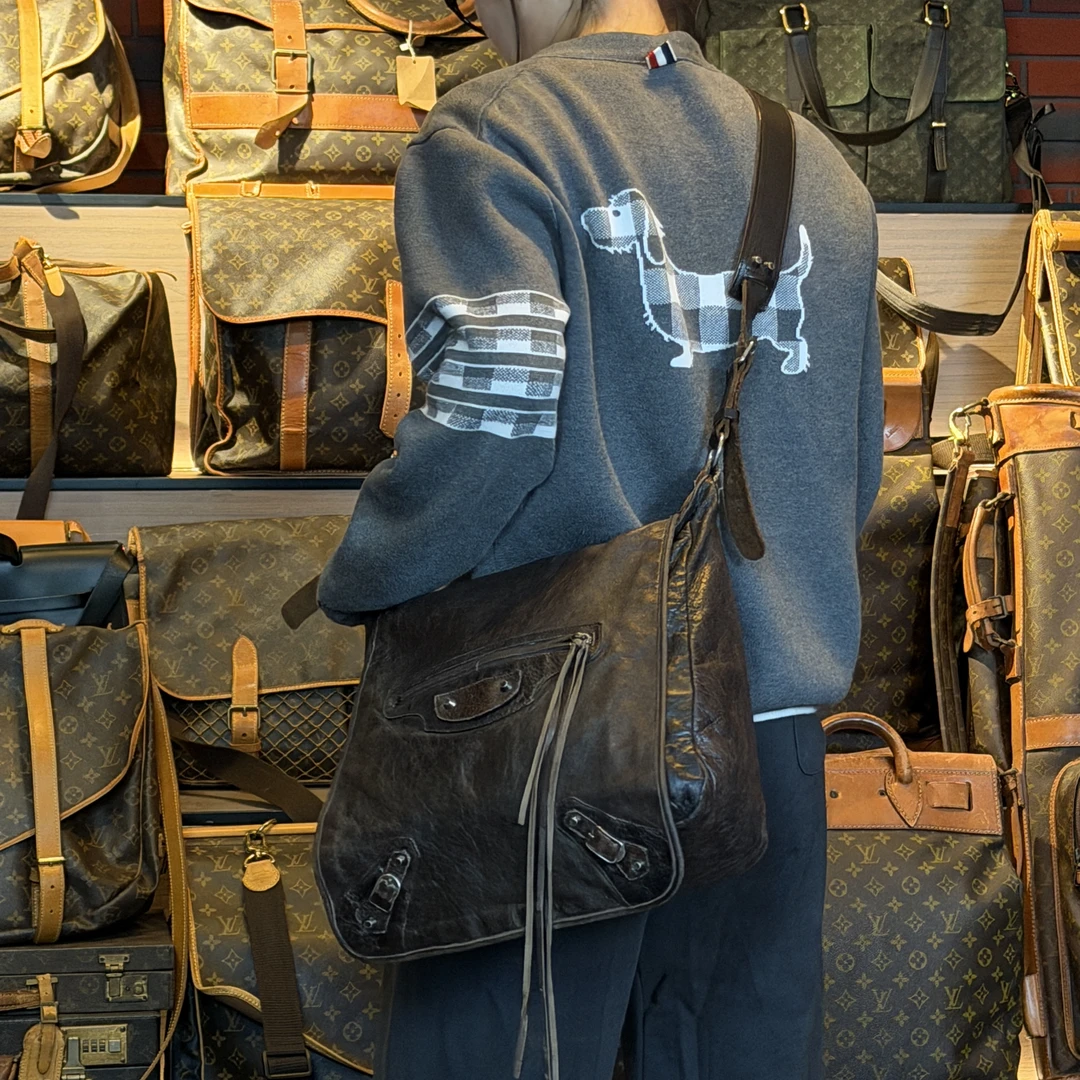 95新 Balenciaga/巴黎世家  深棕机车手提包 斜跨包 男包